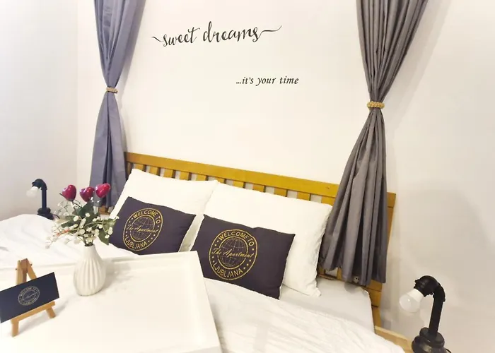 The - Апартаменты